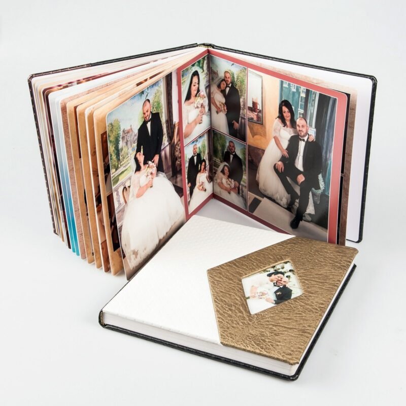 Album digital layflat cu passepartout deschis, file panoramice