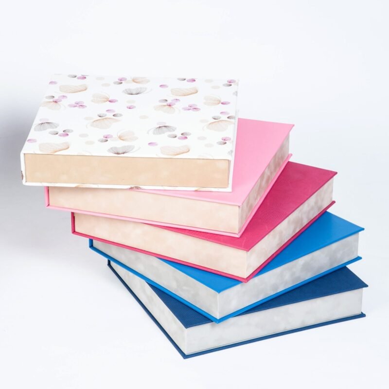 Caja de lujo para álbum digital, de ecopiel, giftbox hecha por FotoVmag Oradea